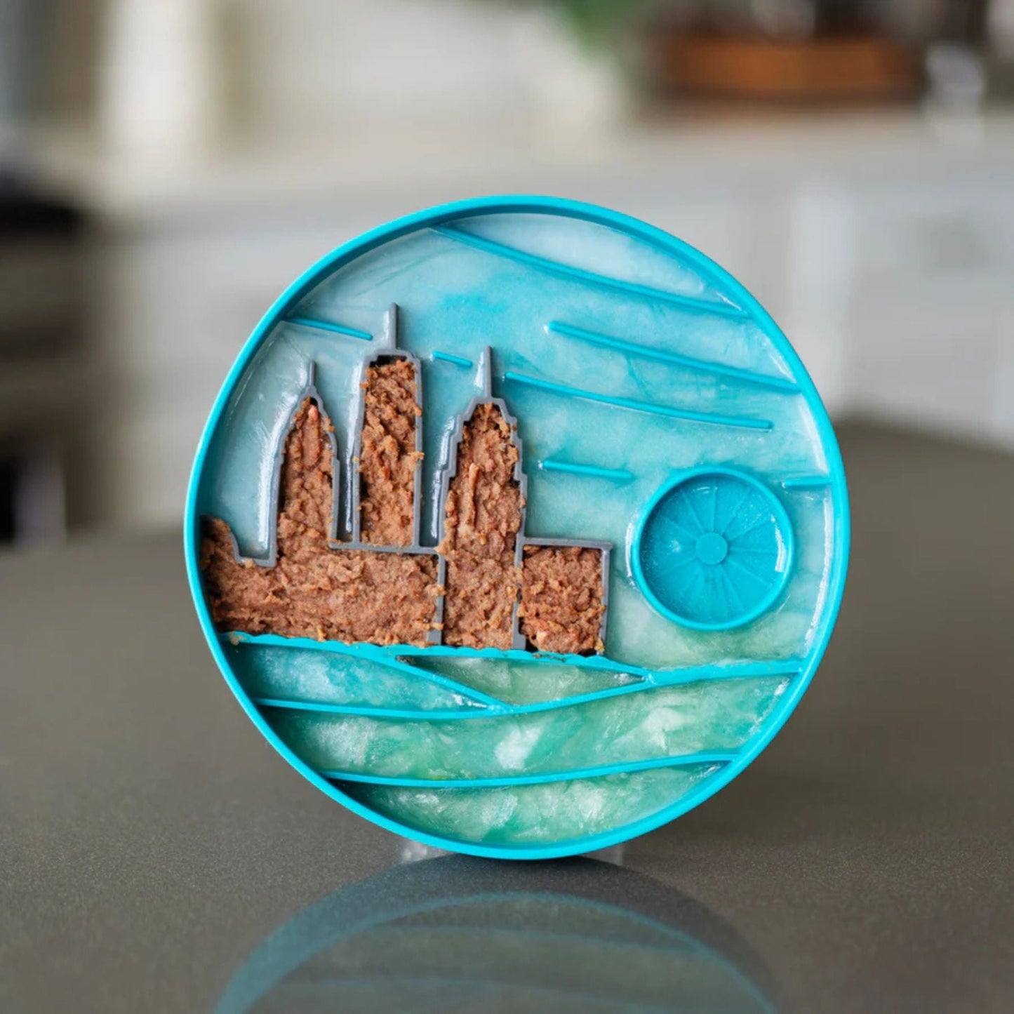 Urban City Scene 8" Silicone Therapeutic Dog Lick Bowl-Interactive Dog Feeder