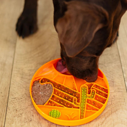 Desert Scene 8" Silicone Therapeutic Dog Lick Bowl-Interactive Dog Feeder